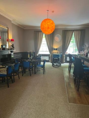 Antrobus Hotel Amesbury Zewnętrze zdjęcie